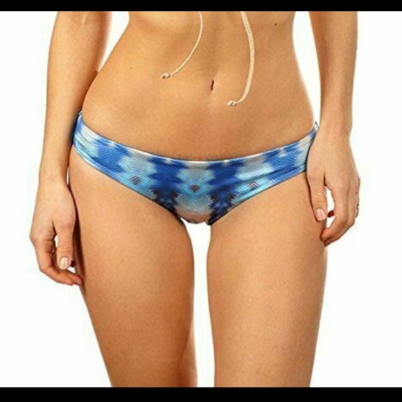 NEW WATER GLAMOUR Jesse Bikini Bottom in Blue Nude [SZ‎ Small ] - Picture 3 of 11